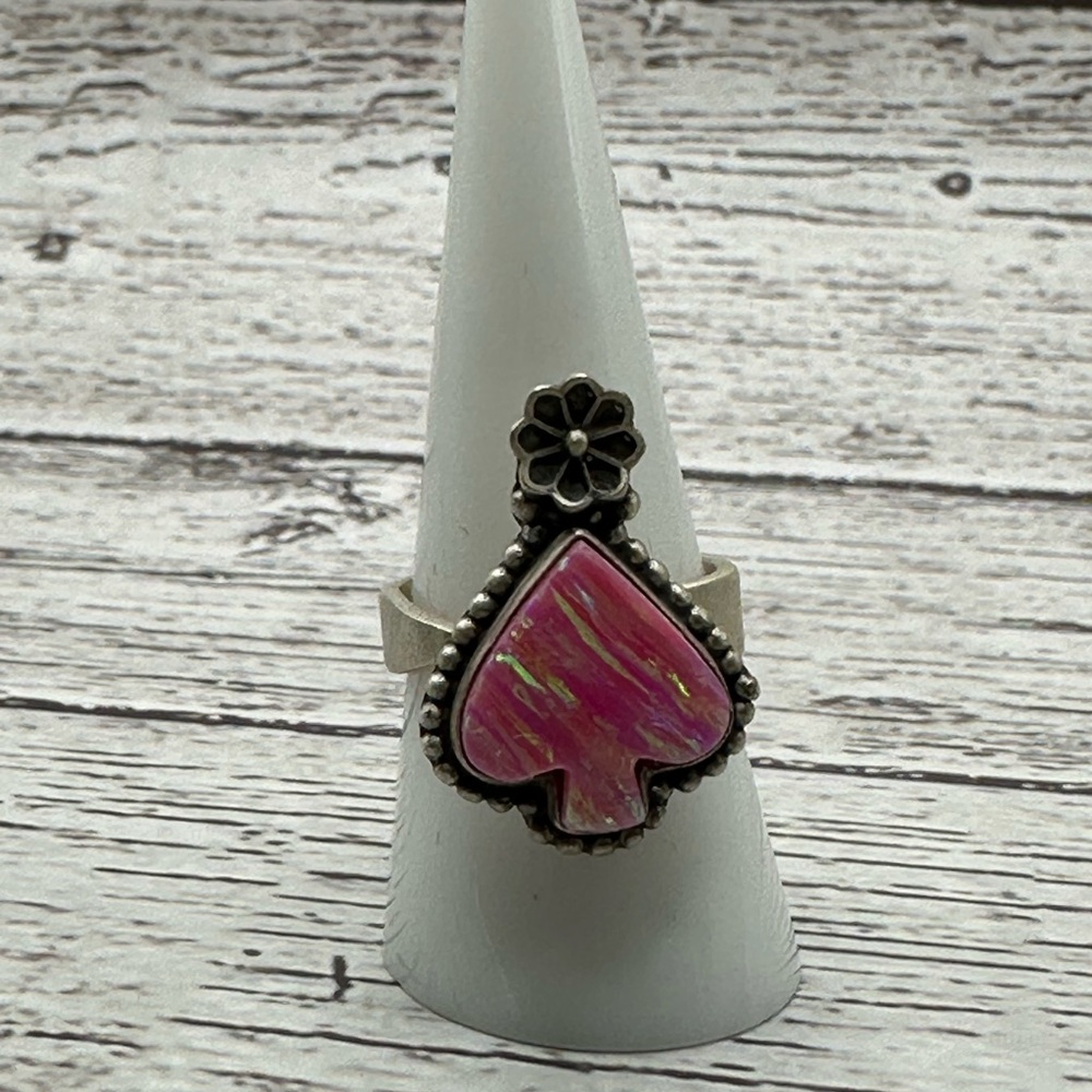 Elegant Pink Opal Floral Spade Ring